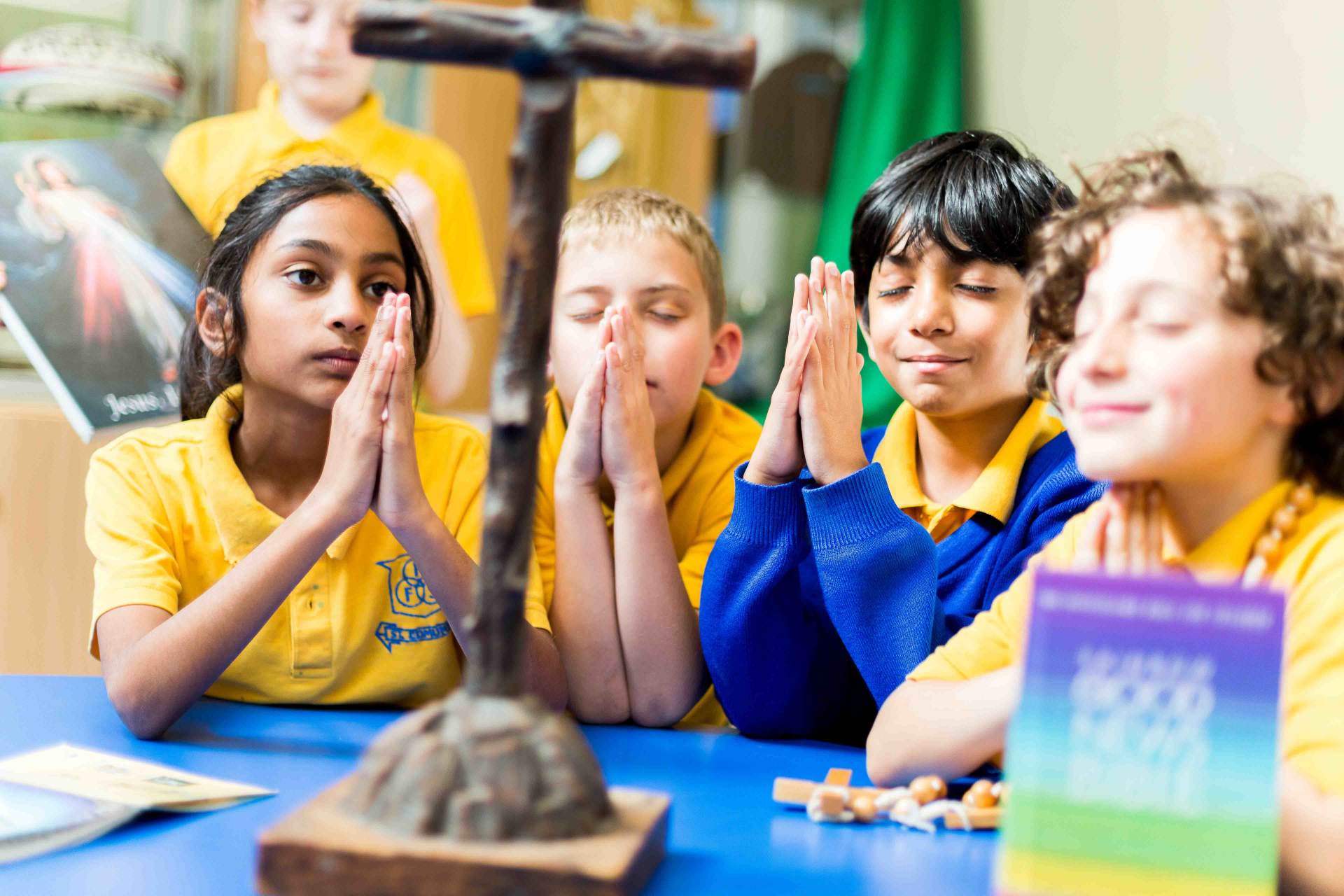 St Edmund's Children Praying St Edmund's Children Praying